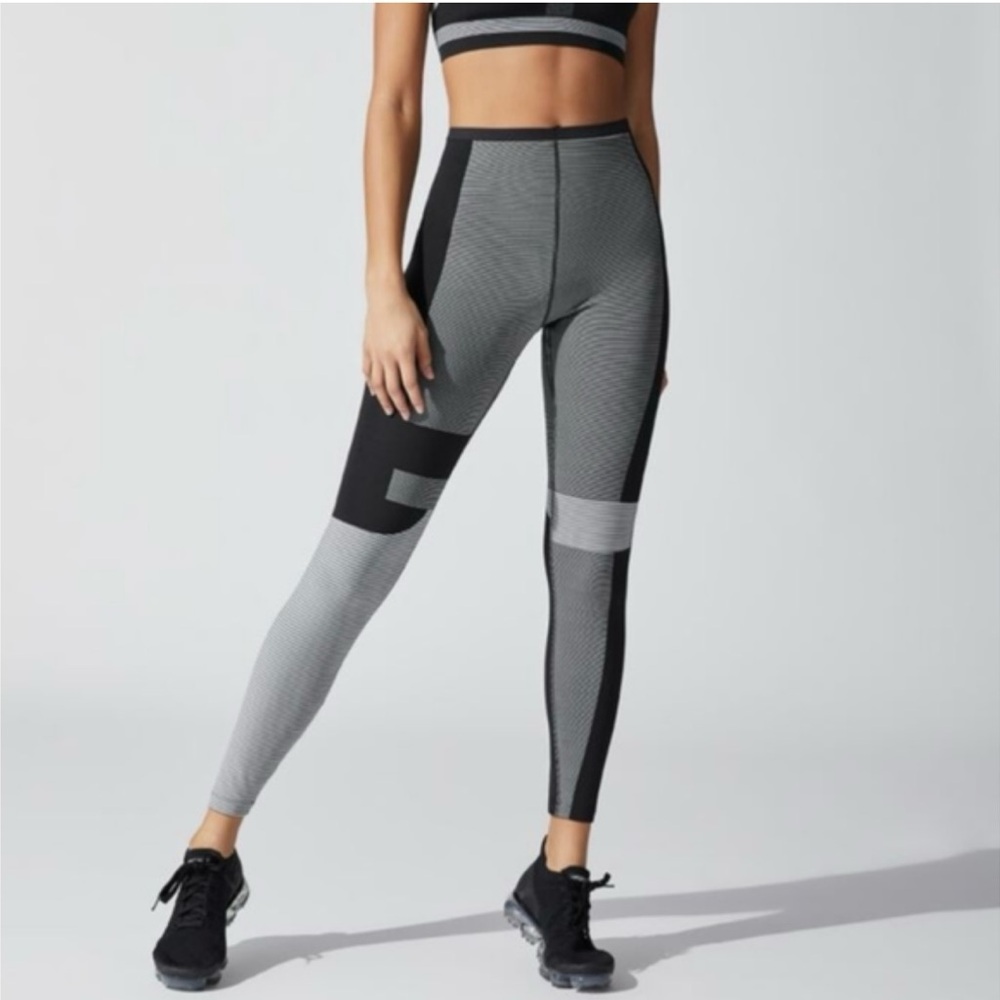 NWOT | Nike | Tech Pack Women's Running Tights | Size M